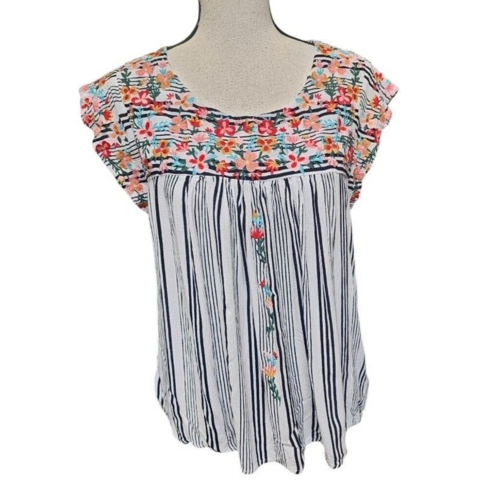 Savanna Jane Embroidered Babydoll Top Size Large Boho Cap Sleeve Flowy